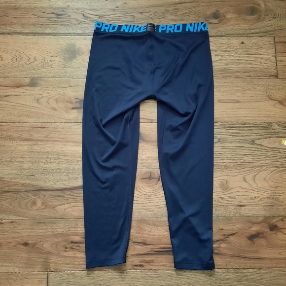 Nike Dri-Fit Pro Training Athletic Tights - Picture 6 of 8